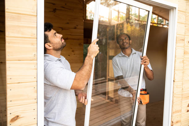 Best Garage Insulation Installation  in Great Neck Estates, NY